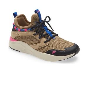 Fabletics Zuma 5 Performance/Hiker Sneaker in Cedar Multi 252